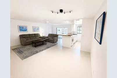 1207 S Drive Way #C, Delray Beach, FL 33445 - Photo 2