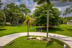 17298 66th Ct N, The Acreage, FL 33470 - Photo 6