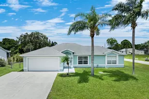 2297 SE Marsh Ave, Port Saint Lucie, FL 34952 - Photo 2
