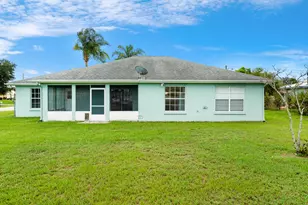2297 SE Marsh Ave, Port Saint Lucie, FL 34952 - Photo 32