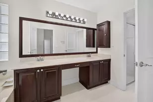 9875 Harbour Lake Cir, Boynton Beach, FL 33437 - Photo 26