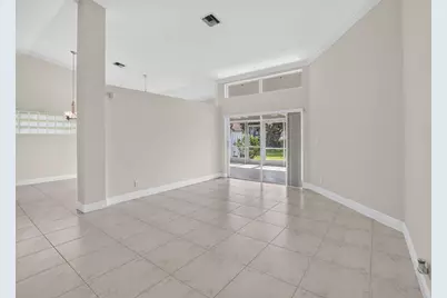 9875 Harbour Lake Circle, Boynton Beach, FL 33437 - Photo 12