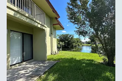 3256 NW 104th Avenue, Coral Springs, FL 33065 - Photo 12