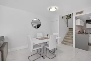 4310 Village Dr, Delray Beach, FL 33445 - Photo 10