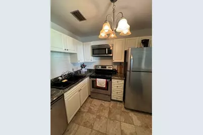 33 Lake Vista Trail #104, Port Saint Lucie, FL 34952 - Photo 6