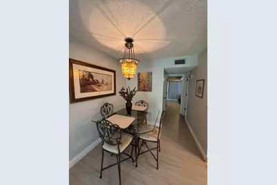 33 Lake Vista Trail #104, Port Saint Lucie, FL 34952 - Photo 4