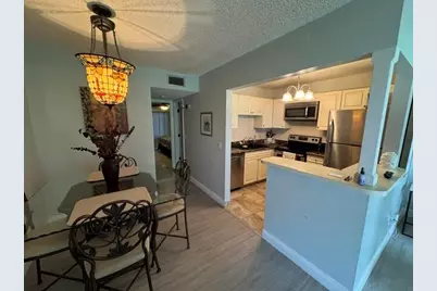 33 Lake Vista Trail #104, Port Saint Lucie, FL 34952 - Photo 6