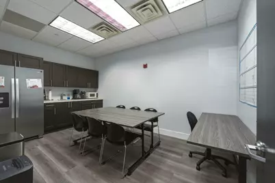 2000 NW 150th Avenue #1110, Pembroke Pines, FL 33028 - Photo 14
