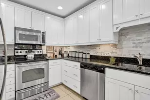 702 St Albans Dr, Boca Raton, FL 33486 - Photo 8