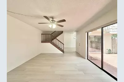 255 Lake Arbor Drive, Palm Springs, FL 33461 - Photo 18