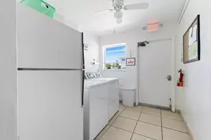 419 Golden Isles Dr, Hallandale Beach, FL 33009 - Photo 22