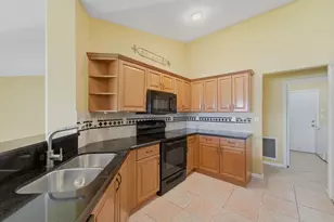 10884 Paso Fino Dr, Lake Worth, FL 33449 - Photo 12