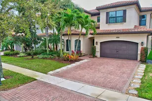 16879 Bridge Crossing Cir, Delray Beach, FL 33446 - Photo 2