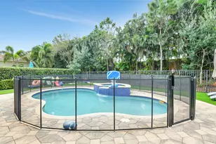 16879 Bridge Crossing Cir, Delray Beach, FL 33446 - Photo 46