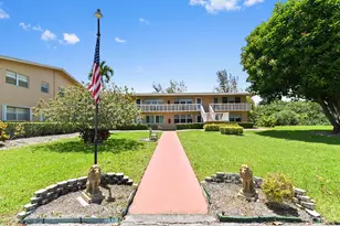 75 Camden Dr, West Palm Beach, FL 33417 - Photo 1