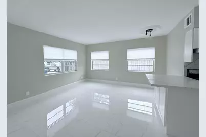 2725 Middle River Drive #7, Fort Lauderdale, FL 33306 - Photo 1