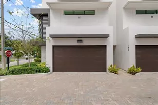 1052 N Victoria Park Rd, Fort Lauderdale, FL 33304 - Photo 2