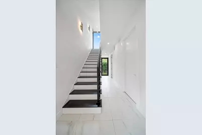 1052 N Victoria Park Road, Fort Lauderdale, FL 33304 - Photo 4