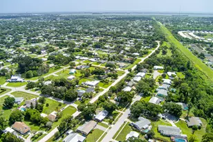 1956 SW 1st Pl SW, Vero Beach, FL 32962 - Photo 44