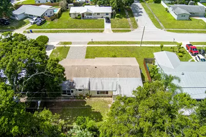 1956 SW 1st Place SW, Vero Beach, FL 32962 - Photo 48