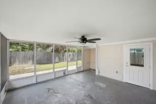 1956 SW 1st Pl SW, Vero Beach, FL 32962 - Photo 36