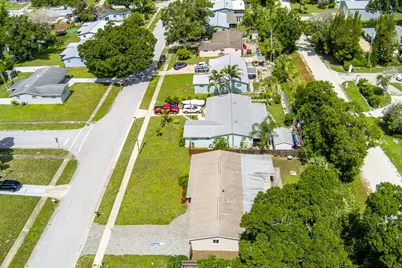 1956 SW 1st Place SW, Vero Beach, FL 32962 - Photo 52