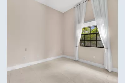 3445 NW 87th Avenue, Hollywood, FL 33024 - Photo 42