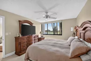 4539 Luxemburg Ct, Lake Worth, FL 33467 - Photo 18