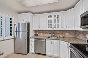 4539 Luxemburg Ct, Lake Worth, FL 33467 - Photo 12