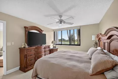 4539 Luxemburg Court #205, Lake Worth, FL 33467 - Photo 18