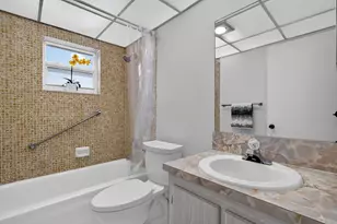 40 Burgundy A, Delray Beach, FL 33484 - Photo 16
