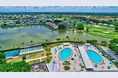 40 Burgundy A, Delray Beach, FL 33484 - Photo 30
