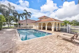 8821 Lake Park Cir N, Davie, FL 33328 - Photo 42