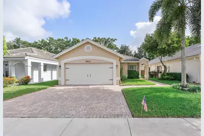8821 Lake Park Circle N, Davie, FL 33328 - Photo 4