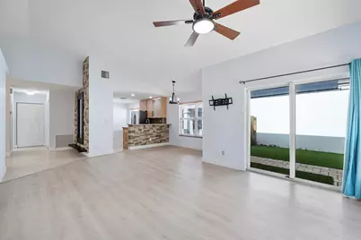 8821 Lake Park Circle N, Davie, FL 33328 - Photo 12