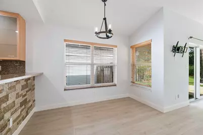 8821 Lake Park Circle N, Davie, FL 33328 - Photo 14