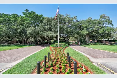 8821 Lake Park Circle N, Davie, FL 33328 - Photo 48