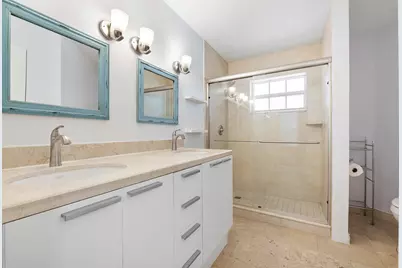 8821 Lake Park Circle N, Davie, FL 33328 - Photo 24