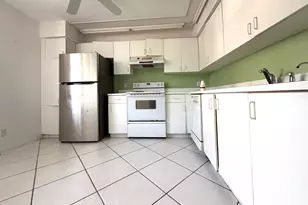 10382 NW 24th Pl, Sunrise, FL 33322 - Photo 4