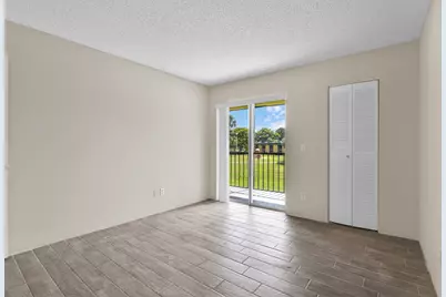 414 Meadows Circle, Boynton Beach, FL 33436 - Photo 4