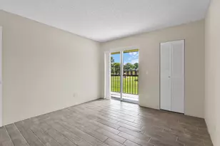 414 Meadows Cir, Boynton Beach, FL 33436 - Photo 4