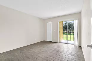 414 Meadows Cir, Boynton Beach, FL 33436 - Photo 10