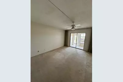 103 Greenbrier C, West Palm Beach, FL 33417 - Photo 8
