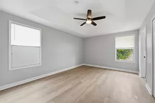 8057 Murano Cir, Palm Beach Gardens, FL 33418 - Photo 14