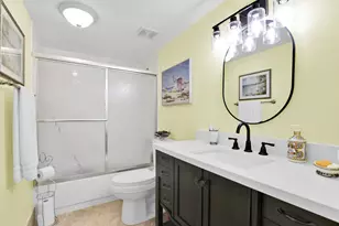 5734 Coral Lake Dr, Margate, FL 33063 - Photo 10