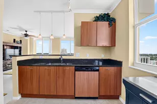 625 Casa Loma Blvd, Boynton Beach, FL 33435 - Photo 12