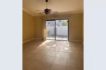 11673 NW 11th Street, Pembroke Pines, FL 33026 - Photo 16
