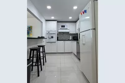 19390 Collins Avenue #1103, Sunny Isles Beach, FL 33160 - Photo 2