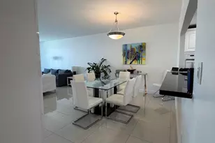 19390 Collins Ave, Sunny Isles Beach, FL 33160 - Photo 6