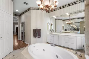 911 Forest Glen Ln, Wellington, FL 33414 - Photo 14